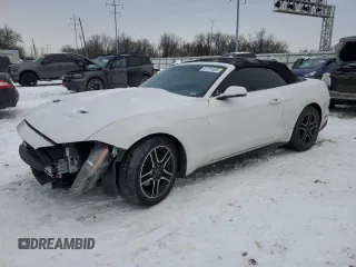 2020 Ford Mustang EcoBoost z VIN 1FATP8UH2L5136876, wystawiony jako Copart lot #87731855 z przebiegiem 70 363 mil mil oraz Szkody całkowita. Historia ofert i sprzedaży dostępna na DreamBid. Obrazek 1.