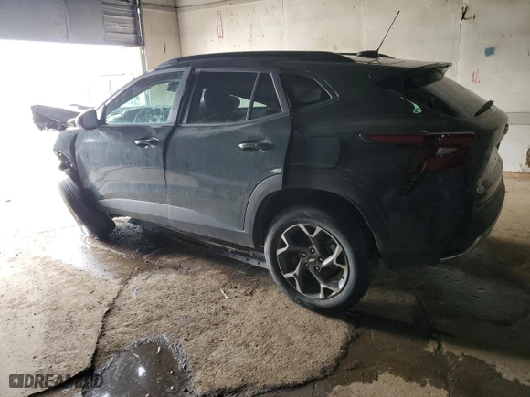 2025 Chevrolet Trax LT with VIN KL77LHEP4SC035455, listed as a Copart auction lot 42703135 with 0 mi miles and Non Repairable. Bid and sale history available at carsss.com. Image 2.