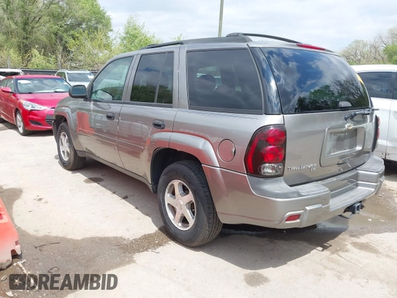 2006 Chevrolet TrailBlazer LS with VIN 1GNDT13SX62152545, listed as a IAAI auction lot 42054501 with 78,976 mi miles and . Bid and sale history available at DreamBid. Image 3.