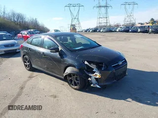 2014 Ford Focus SE with VIN 1FADP3F23EL114576, listed as a IAAI auction lot 40996882 with Not Provided miles and . Bid and sale history available at carsss.com. Image 1.