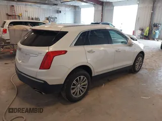2018 Cadillac XT5 Luxury AWD z VIN 1GYKNDRS9JZ248969, wystawiony jako IAAI lot #42463156 z przebiegiem 90 271 mil mil oraz . Historia ofert i sprzedaży dostępna na DreamBid. Obrazek 4.