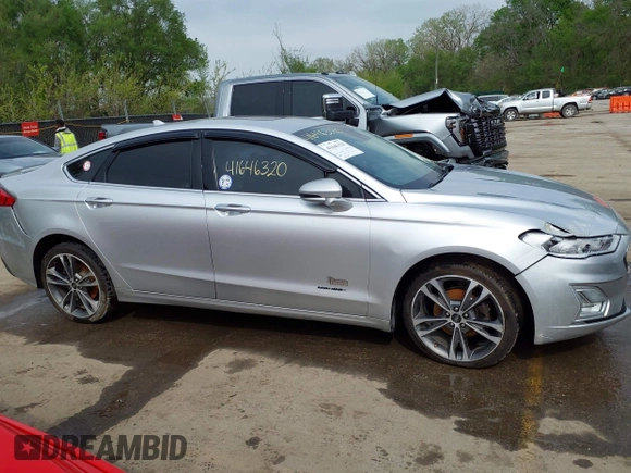 2019 Ford Fusion Titanium with VIN 3FA6P0D91KR187109, listed as a IAAI auction lot 41646320 with 107,125 mi miles. Bid and sale history available at carsss.com. Image 13.
