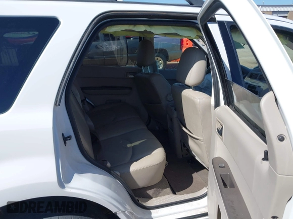 2008 Mercury Mariner с VIN 4M2CU81Z18KJ47144, выставлен на аукционе IAAI как лот 42307002 с пробегом 91 160 миль миль и . История ставок и продаж доступна на DreamBid. Изображение 8.