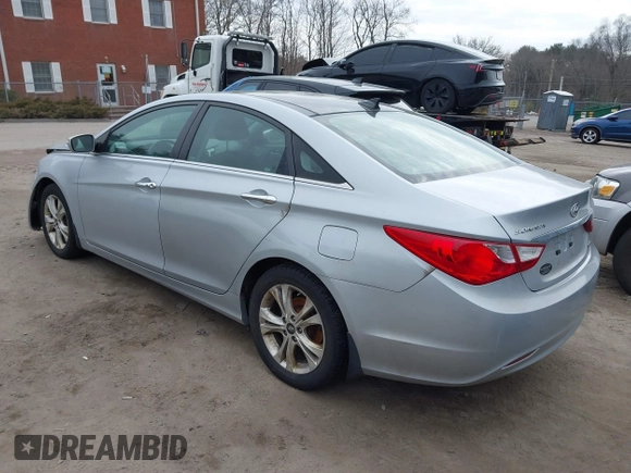 2012 Hyundai Sonata Limited z VIN 5NPEC4AC3CH437138, wystawiony jako IAAI lot #41688934 z przebiegiem 191 109 mil mil oraz . Historia ofert i sprzedaży dostępna na DreamBid. Obrazek 3.