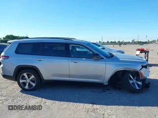 2022 Jeep Grand Cherokee Limited with VIN 1C4RJJBGXN8528951, listed as a IAAI auction lot 41819945 with 36,498 mi miles and . Bid and sale history available at DreamBid. Image 13.