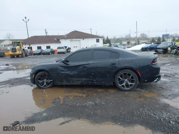 2018 Dodge Charger R/T with VIN 2C3CDXCT8JH233240, listed as a IAAI auction lot 41740280 with 66,772 mi miles. Bid and sale history available at carsss.com. Image 14.