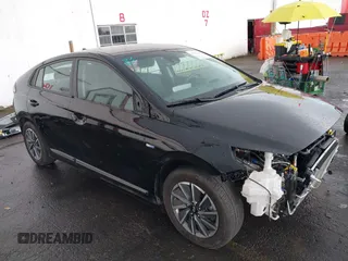 2020 Hyundai Ioniq SE with VIN KMHC75LJ3LU071938, listed as a IAAI auction lot 41785298 with 47,165 mi miles and . Bid and sale history available at DreamBid. Image 6.