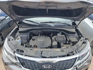 2014 Kia Sorento LX with VIN 5XYKTCA68EG464742, listed as a Copart auction lot 53181755 with 103,465 mi miles and Clean Title. Bid and sale history available at carsss.com. Image 12.