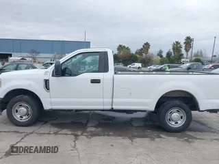 2019 Ford Super Duty F-250 SRW XL with VIN 1FTBF2A65KEC88948, listed as a IAAI auction lot 41273042 with 148,467 mi miles. Bid and sale history available at carsss.com. Image 14.