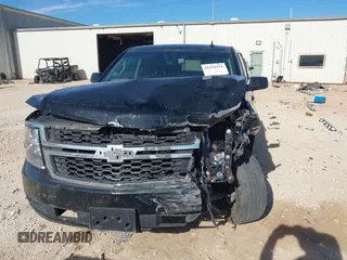 2019 Chevrolet Tahoe Commercial z VIN 1GNLCDEC4KR295348, wystawiony jako IAAI lot #41225134 z przebiegiem Nie podano mil oraz . Historia ofert i sprzedaży dostępna na DreamBid. Obrazek 12.