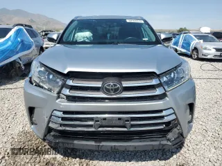2018 Toyota Highlander Limited with VIN 5TDDZRFH9JS892062, listed as a Copart auction lot 60504915 with 108,059 mi miles and Salvage title. Bid and sale history available at DreamBid. Image 5.