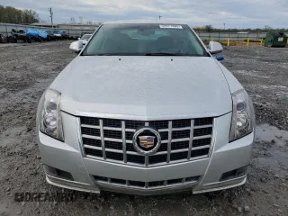 2013 Cadillac CTS Luxury with VIN 1G6DE5E5XD0137864, listed as a Copart auction lot 50077885 with 112,471 mi miles and Salvage title. Bid and sale history available at DreamBid. Image 5.