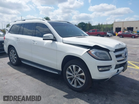 2014 Mercedes-Benz GL-Class GL 450 with VIN 4JGDF7CE0EA298157, listed as a IAAI auction lot 42094478 with 202,424 mi miles. Bid and sale history available at carsss.com. Image 1.