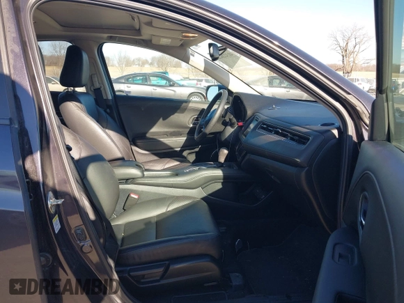 2016 Honda HR-V EX-L w/Navi with VIN 3CZRU6H76GM725247, listed as a IAAI auction lot 41322622 with 69,689 mi miles. Bid and sale history available at carsss.com. Image 5.