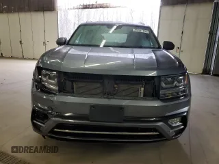 2018 Volkswagen Atlas SE with VIN 1V2PR2CA0JC584208, listed as a Copart auction lot 89381795 with 149,566 mi miles and Salvage title. Bid and sale history available at DreamBid. Image 5.