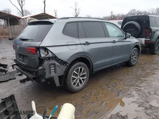 2021 Volkswagen Tiguan S with VIN 3VV0B7AX3MM026708, listed as a IAAI auction lot 41527399 with 80,061 mi miles. Bid and sale history available at carsss.com. Image 4.
