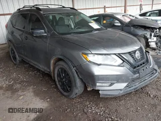 2018 Nissan Rogue SV z VIN 5N1AT2MV2JC729335, wystawiony jako IAAI lot #41906099 z przebiegiem 140 883 mil mil oraz . Historia ofert i sprzedaży dostępna na DreamBid. Obrazek 1.