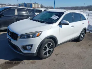 2017 Kia Sorento EX V6 with VIN 5XYPH4A51HG196061, listed as a IAAI auction lot 41627200 with 142,060 mi miles. Bid and sale history available at carsss.com. Image 2.