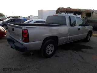 2004 Chevrolet Silverado 1500 with VIN 1GCEC19X14Z340746, listed as a Copart auction lot 71253082 with 0 mi miles and Salvage Title. Bid and sale history available at carsss.com. Image 3.