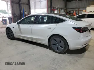 2019 Tesla Model 3 Mid Range z VIN 5YJ3E1EA3KF427229, wystawiony jako Copart lot #60881305 z przebiegiem 78 975 mil mil oraz Czysty tytuł • Clean title. Historia ofert i sprzedaży dostępna na DreamBid. Obrazek 2.