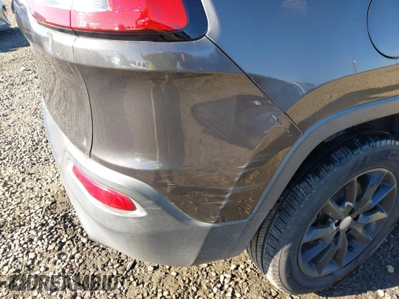 2014 Jeep Cherokee Latitude with VIN 1C4PJMCB5EW294631, listed as a IAAI auction lot 41453628 with 127,847 mi miles and . Bid and sale history available at DreamBid. Image 12.