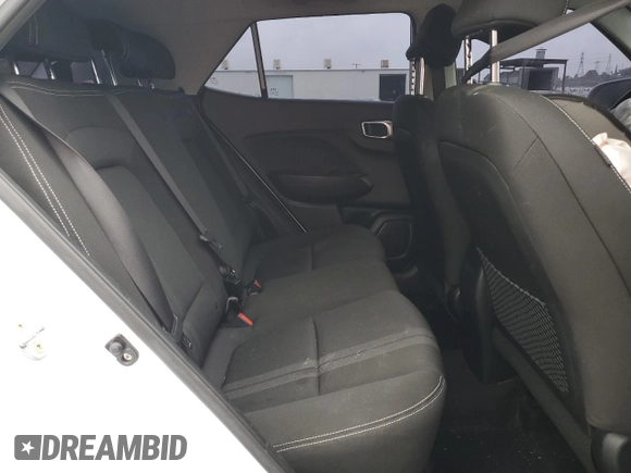 2022 Hyundai Venue SEL with VIN KMHRC8A37NU195404, listed as a Copart auction lot 50843045 with 37,736 mi miles and Salvage Title. Bid and sale history available at DreamBid. Image 12.