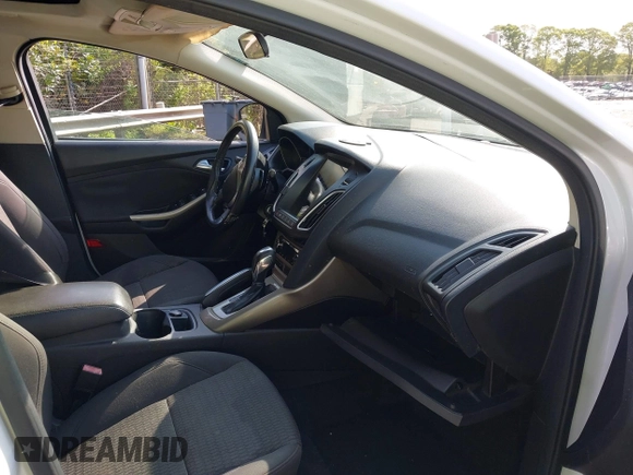 2012 Ford Focus SEL with VIN 1FAHP3H20CL470527, listed as a IAAI auction lot 42028826 with 165,197 mi miles. Bid and sale history available at carsss.com. Image 5.