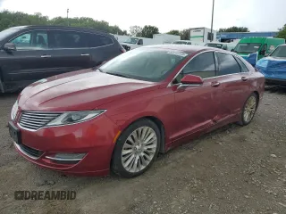 2013 Lincoln MKZ z VIN 3LN6L2G9XDR829032, wystawiony jako Copart lot #62813725 z przebiegiem Nie podano mil oraz Szkoda całkowita • Salvage title. Historia ofert i sprzedaży dostępna na DreamBid. Obrazek 1.