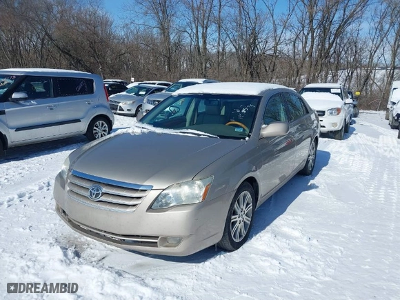 2005 Toyota Avalon XL with VIN 4T1BK36B85U051299, listed as a IAAI auction lot 41604604 with 150,325 mi miles. Bid and sale history available at carsss.com. Image 2.