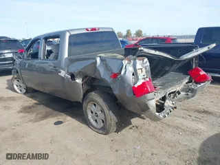 2007 Chevrolet Silverado 1500 LTZ with VIN 2GCEK13M071609477, listed as a IAAI auction lot 41042020 with 193,095 mi miles. Bid and sale history available at carsss.com. Image 3.