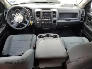 2015 Ram 1500 Tradesman z VIN 1C6RR7FT5FS719322, wystawiony jako Copart lot #52606965 z przebiegiem 148 354 mil mil oraz Szkoda całkowita • Salvage title. Historia ofert i sprzedaży dostępna na DreamBid. Obrazek 8.