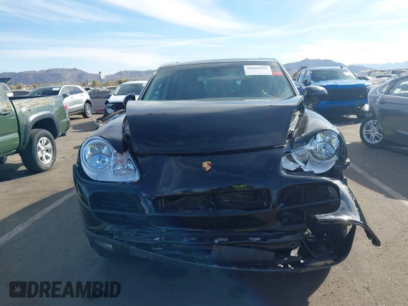2006 Porsche Cayenne with VIN WP1AA29P86LA21780, listed as a IAAI auction lot 41604936 with 102,622 mi miles. Bid and sale history available at carsss.com. Image 12.
