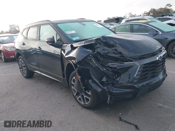 2024 Chevrolet Blazer RS z VIN 3GNKBERS1RS251448, wystawiony jako IAAI lot #41916373 z przebiegiem 4 325 mil mil oraz . Historia ofert i sprzedaży dostępna na DreamBid. Obrazek 1.