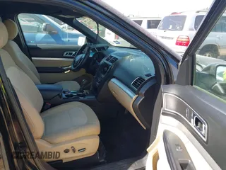 2017 Ford Explorer XLT z VIN 1FM5K8D89HGC22470, wystawiony jako IAAI lot #41771532 z przebiegiem 153 579 mil mil oraz . Historia ofert i sprzedaży dostępna na DreamBid. Obrazek 5.