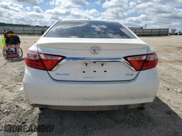 2016 Toyota Camry XSE with VIN 4T1BK1FK0GU569656, listed as a Copart auction lot 66009054 with 71,687 mi miles and Clean Title. Bid and sale history available at carsss.com. Image 6.