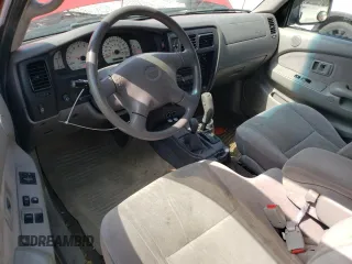 2004 Toyota Tacoma with VIN 5TEWN72N54Z412241, listed as a Copart auction lot 54906175 with 109,044 mi miles and Salvage Title. Bid and sale history available at DreamBid. Image 8.
