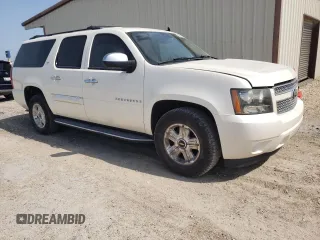 2008 Chevrolet Suburban LT w/2LT with VIN 1GNFK16358R230448, listed as a Copart auction lot 63015024 with 157,843 mi miles and Clean Title. Bid and sale history available at carsss.com. Image 4.