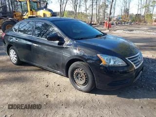 2015 Nissan Sentra S with VIN 3N1AB7AP5FY253223, listed as a IAAI auction lot 41767716 with 140,832 mi miles. Bid and sale history available at carsss.com. Image 1.