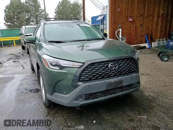 2022 Toyota Corolla Cross LE с VIN 7MUBAABG2NV037163, выставлен на аукционе Copart как лот 53653215 с пробегом 23 400 миль миль и Списание • Salvage title. История ставок и продаж доступна на DreamBid. Изображение 12.