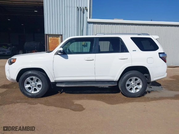 2017 Toyota 4Runner SR5 with VIN JTEZU5JR1H5158802, listed as a IAAI auction lot 41587948 with 114,804 mi miles. Bid and sale history available at carsss.com. Image 14.