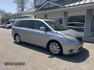 2011 Toyota Sienna XLE with VIN 5TDDK3DC3BS007297, listed as a IAAI auction lot 42158709 with 208,274 mi miles and . Bid and sale history available at DreamBid. Image 1.