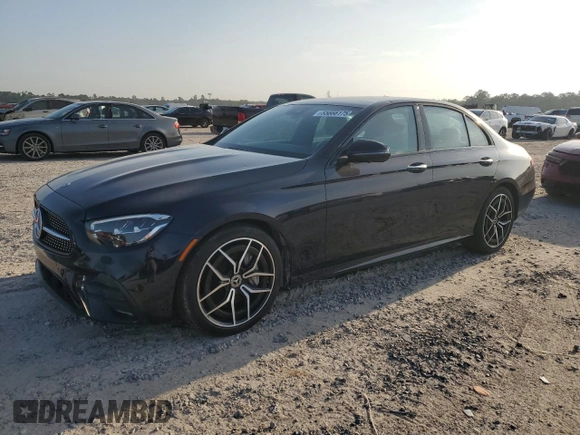 2021 Mercedes-Benz E 350 z VIN W1KZF8DB0MA960781, wystawiony jako Copart lot #55666175 z przebiegiem Nie podano mil oraz Nie do naprawy • Non repairable. Historia ofert i sprzedaży dostępna na DreamBid. Obrazek 1.
