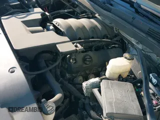 2015 Chevrolet Silverado 1500 High Country z VIN 3GCPCTECXFG468297, wystawiony jako IAAI lot #42959624 z przebiegiem 154 146 mil mil oraz . Historia ofert i sprzedaży dostępna na DreamBid. Obrazek 20.