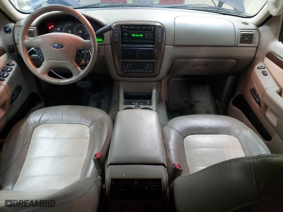 2004 Ford Explorer Eddie Bauer with VIN 1FMDU74W94UA74461, listed as a Copart auction lot 81628384 with 253,025 mi miles and Clean Title. Bid and sale history available at carsss.com. Image 8.
