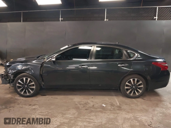 2018 Nissan Altima SR with VIN 1N4AL3AP2JC142302, listed as a IAAI auction lot 42013171 with 112,360 mi miles and . Bid and sale history available at carsss.com. Image 15.