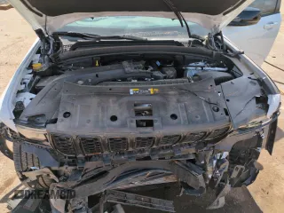2023 Jeep Grand Cherokee Laredo z VIN 1C4RJHAG5PC520105, wystawiony jako Copart lot #50713795 z przebiegiem 15 880 mil mil oraz Szkoda całkowita • Salvage title. Historia ofert i sprzedaży dostępna na DreamBid. Obrazek 12.