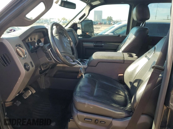 2012 Ford F-250 XL z VIN 1FT7W2BT7CEB60657, wystawiony jako Copart lot #88870585 z przebiegiem 323 147 mil mil oraz Nie do naprawy • Non repairable. Historia ofert i sprzedaży dostępna na DreamBid. Obrazek 7.
