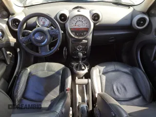 2011 MINI Countryman S with VIN WMWZC5C54BWL52742, listed as a Copart auction lot 54376635 with 124,887 mi miles and Clean Title. Bid and sale history available at DreamBid. Image 8.