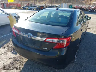 2014 Toyota Camry Hybrid LE with VIN 4T1BD1FK0EU127452, listed as a IAAI auction lot 41354543 with 1 mi miles. Bid and sale history available at carsss.com. Image 4.
