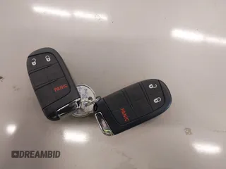 2024 Jeep Compass Latitude с VIN 3C4NJDBN3RT175331, выставлен на аукционе IAAI как лот 41933091 с пробегом 10 997 миль миль и . История ставок и продаж доступна на DreamBid. Изображение 11.